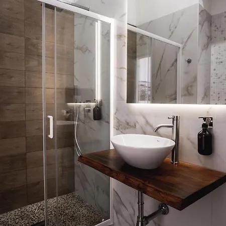 Guest house La Bella Luxury And Travel Solution