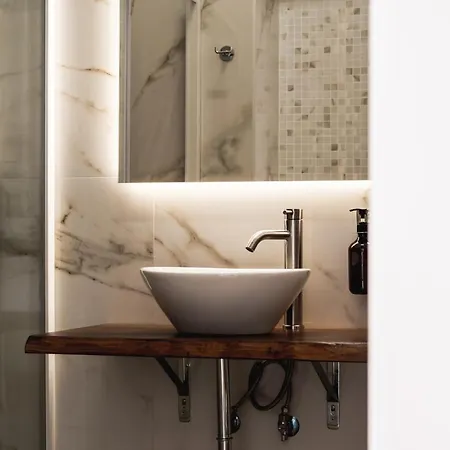 La Bella Luxury And Travel Solution 4*