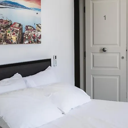 La Bella Luxury And Travel Solution Guest house *