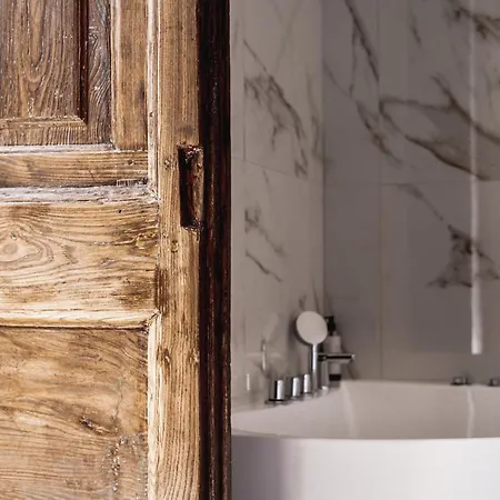 La Bella Luxury And Travel Solution Konukevi 4*