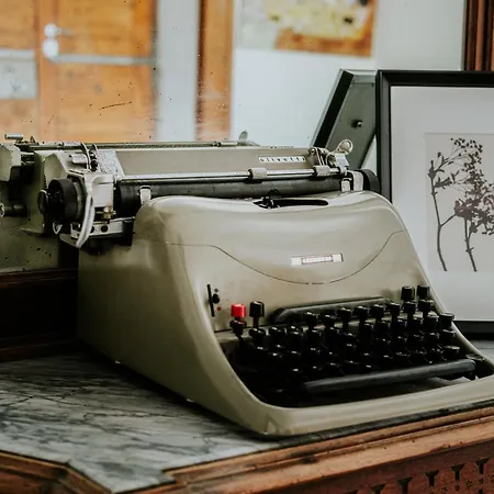 La Bella Luxury And Travel Solution Konukevi Napoli