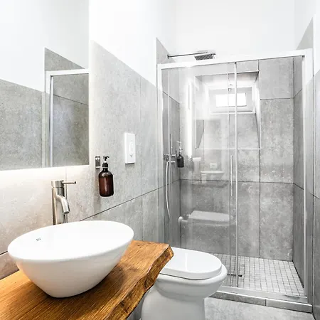 La Bella Luxury And Travel Solution Konukevi Napoli