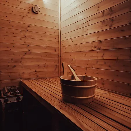 La Bella Luxury And Travel Solution 4*