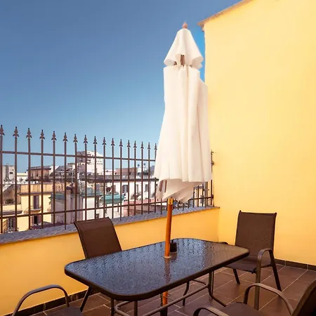 La Bella Luxury And Travel Solution Pensionat Neapel