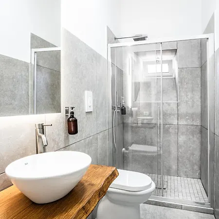 La Bella Luxury And Travel Solution בית הארחה נאפולי
